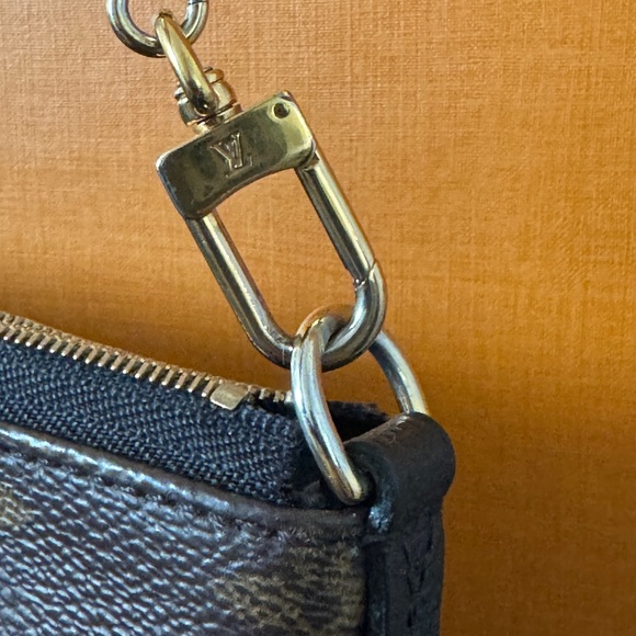 Authentic Louis Vuitton Pallas Crossbody & Clutch - Picture 12 of 15